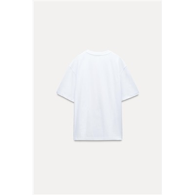 T-SHIRT WITH CONTRAST PRINT