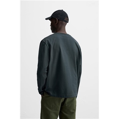 CAMISETA TEXTO BORDADO
