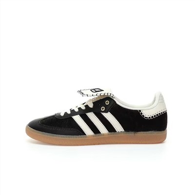 Кроссовки Adida*s