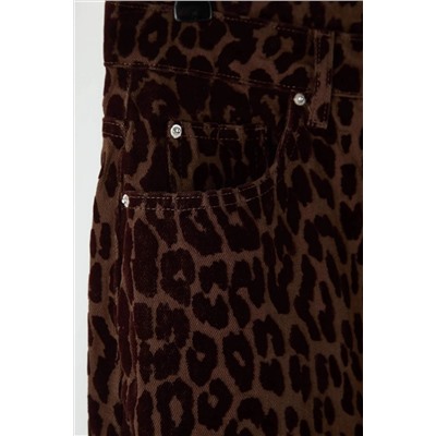 Kahverengi Süet Görünümlü Leopar Desenli Yüksek Bel Büyük Beden Wide Leg Jeans TBBAW26CJ00045