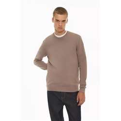 Basic crew neck sweater