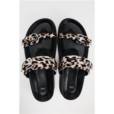 ANIMAL PRINT FLAT SANDALS WITH BUCKLES