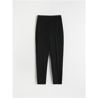 Elegante Hose mit Bügelfalte