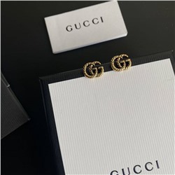 Серьги гвоздики Gucc*i 💛  Реплика  Материал: серебро 925 пробы с покрытием  Полная упаковка