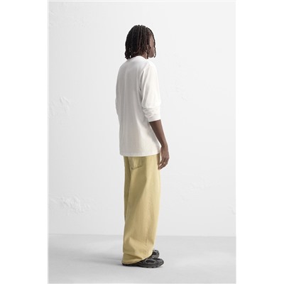 JEANS BAGGY FIT EFECTO ENCERADO