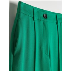 Elegante Hose mit Bügelfalte
