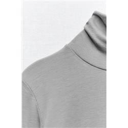TURTLENECK T-SHIRT