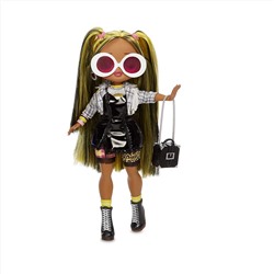 L.O.L. Surprise! O.M.G. alt Grrrl Fashion Doll with 20 Surprises