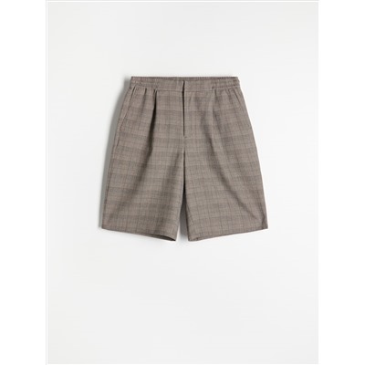 Shorts im Comfort-Fit