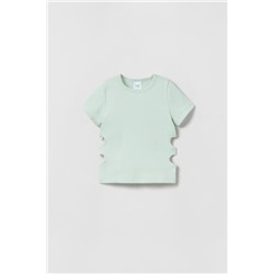 CAMISETA RIB CUT OUT CORAZONES