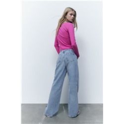 SQUARE NECKLINE T-SHIR