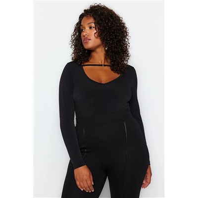 Trendyol Curve Siyah V Yaka Düz Basic Sandy Örme Büyük Beden Bluz TBBAW24AF00041