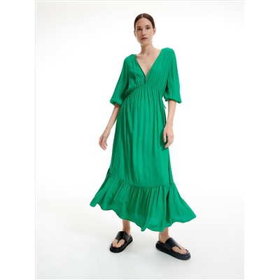 Maxikleid mit Rüschensaum