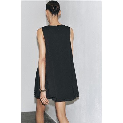 VOLUMINOUS SHORT DRESS