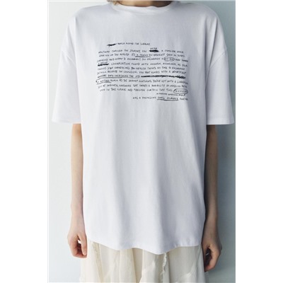 T-SHIRT WITH CONTRAST SLOGAN