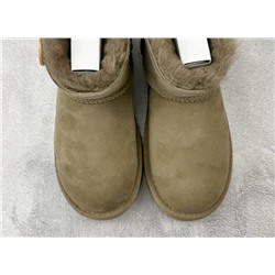 UG*G Bailey Mini Bailey Button II Boot