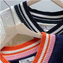 Свитер с V-образным вырезом Vivienn*e Westwoo*d