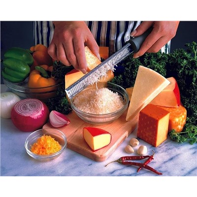 Microplane Classic Zester Grater, Black