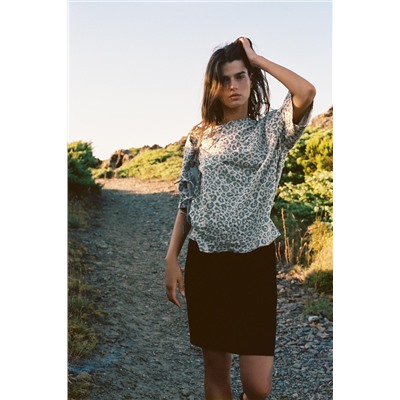 ANIMAL PRINT OVERSIZED T-SHIRT