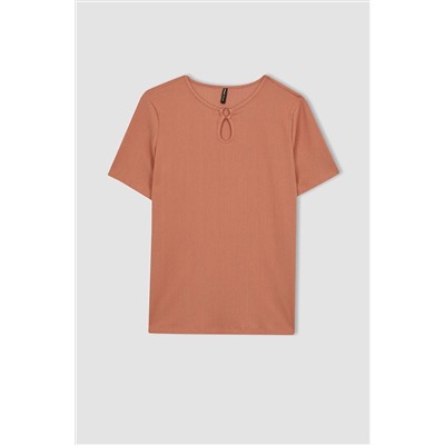 Defacto Traditional Regular Fit Bisiklet Yaka Kısa Kollu Tişört A5395AX23SM