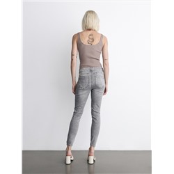 Push-up-Jeans im Slim-Fit