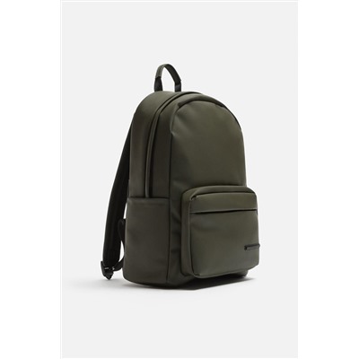MOCHILA ENGOMADA