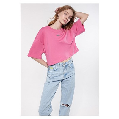 Mavi Logo Baskılı Pembe Crop Tişört Crop / Kısa Kesim 1611585-84670