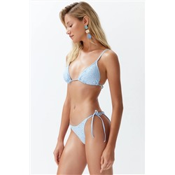 TRENDYOLMİLLA Mavi Üçgen Bağlamalı Premium Kumaşlı Regular Bikini Takımı TBESS24BT00082