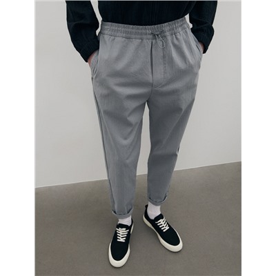 Jogger aus Strukturstoff