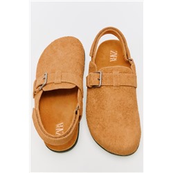 LEATHER CLOGS