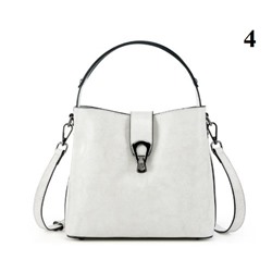 Сумка хорошего качества, в живую лучше смотрится чем на фото.