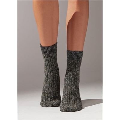 Kurze Socken in Rippstrick mit Wolle und Glitzergarn