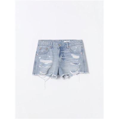 RIPPED DENIM SHORTS