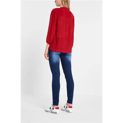 Blusa manga 3/4 cuello pico