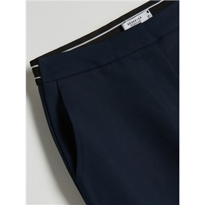 Schlichte Chinohose