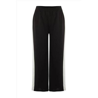 Siyah Beli Lastikli Şerit Detaylı Geniş Paça Örme Pantolon TBBAW23AR00018