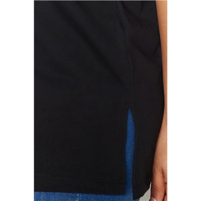 Siyah Boyfriend Bisiklet Yaka Yırtmaçlı %100 Pamuk Örme T-Shirt TBBSS22BF0031