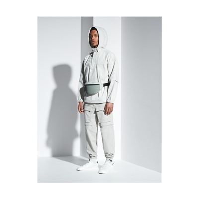 Jacke mit Kapuze