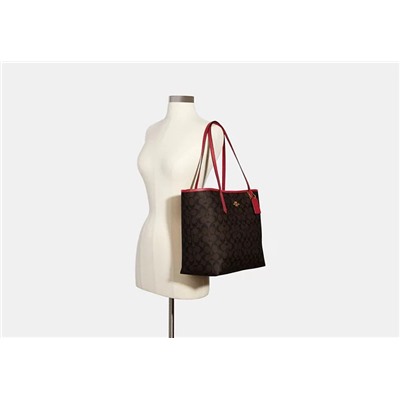 City Tote Bag In Signature Canvas