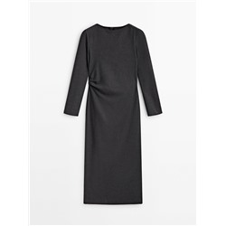 Vestido midi manga larga detalle frunces