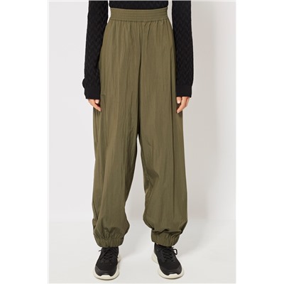 Pantalón casual Kaki