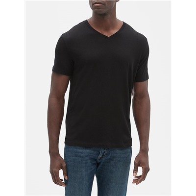 Everyday V-neck tee