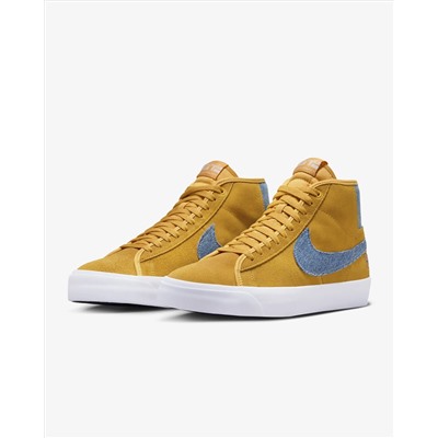 Nike Zoom Blazer Mid Pro GT Skate Shoes