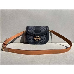 Женская сумка  COAC*H4066 с логотипом Chambra*y GEORG*E, изготовлена из жаккардовой ткани с логотипом и воловьей кожи