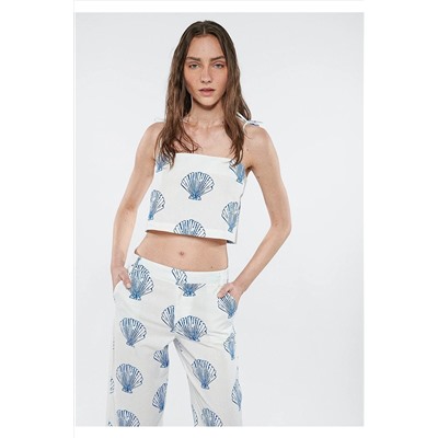 Mavi Deniz Kabuğu Baskılı Beyaz Crop Top 1210533-85474