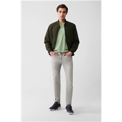 Avva Erkek Açık Gri Eskitme Yıkamalı Esnek Slim Fit Dar Kesim Jean Pantolon B003509