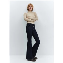 Jeans flare cinturón