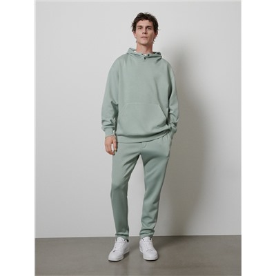 Chinohose mit Gürtel