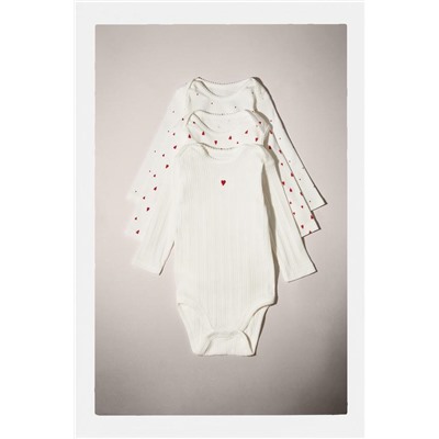 FEW ITEMS LEFT 3-PACK OF HEART BODYSUITS