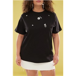 Siyah Bisiklet Yaka Çiçek İşlemeli Örme Büyük Beden T-shirt TBBSS25BF00024